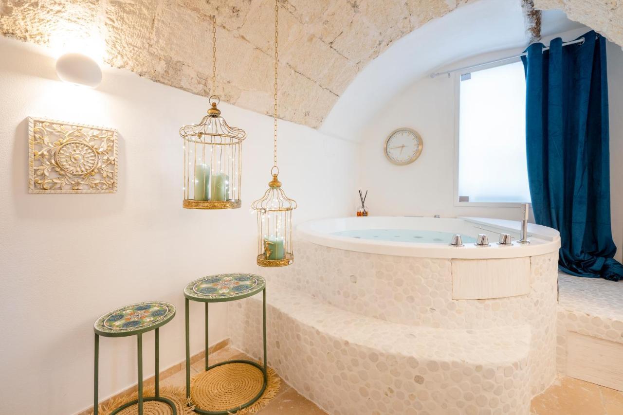 Apulia Charming Suites - Casa Lonfo Suite Sole 모노폴리 외부 사진