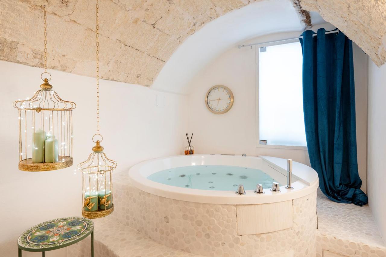 Apulia Charming Suites - Casa Lonfo Suite Sole 모노폴리 외부 사진