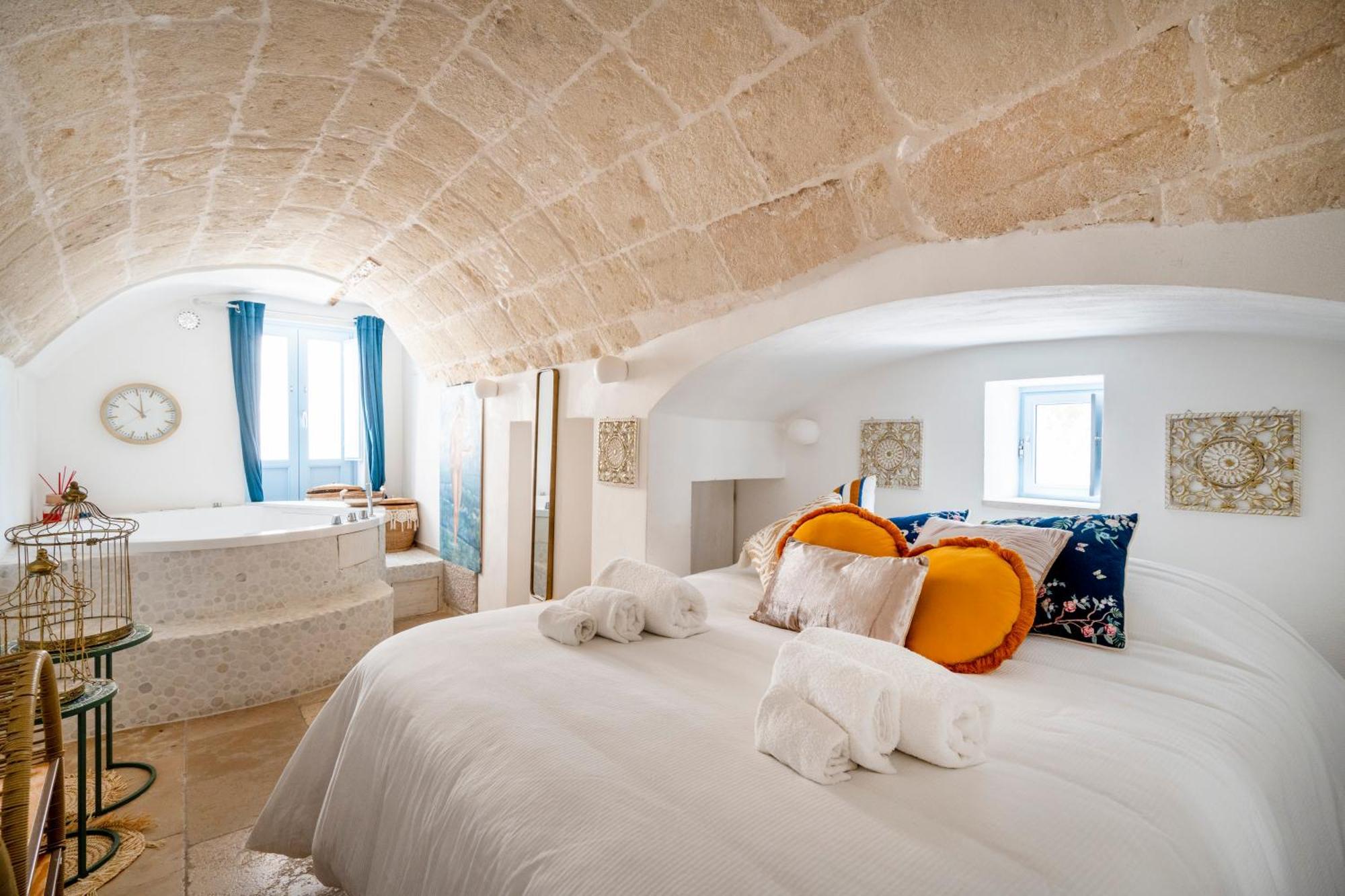 Apulia Charming Suites - Casa Lonfo Suite Sole 모노폴리 외부 사진